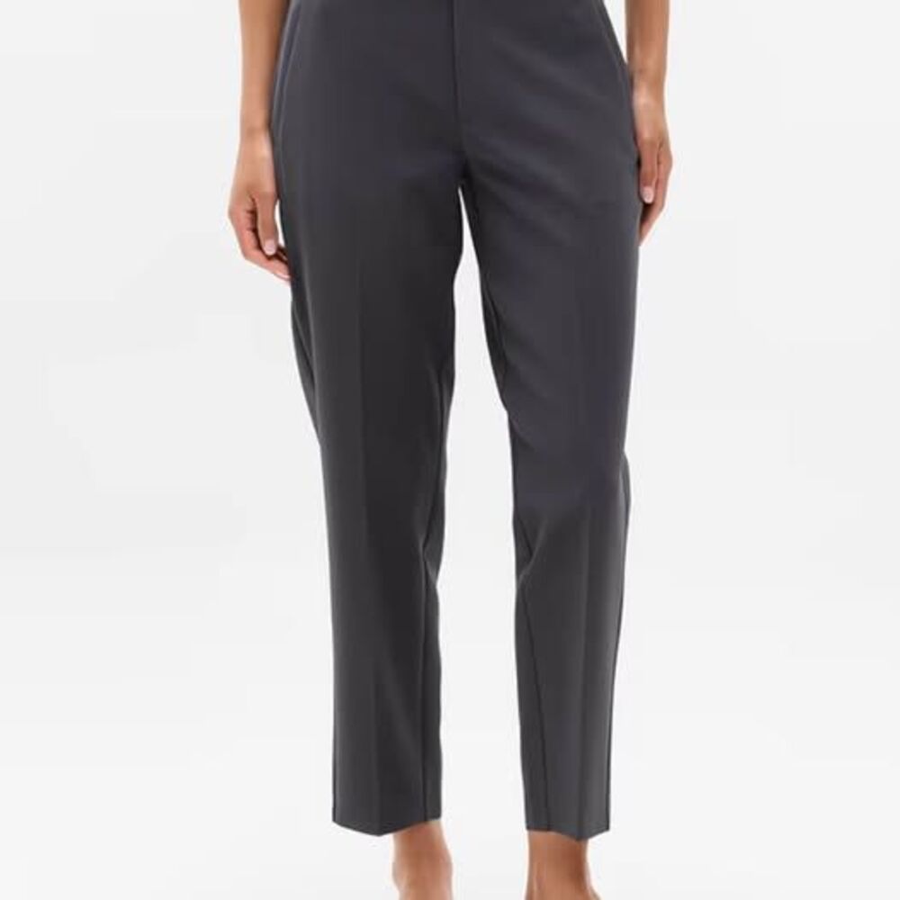 Athleta Endless High rise Pant Size 6P Ash color